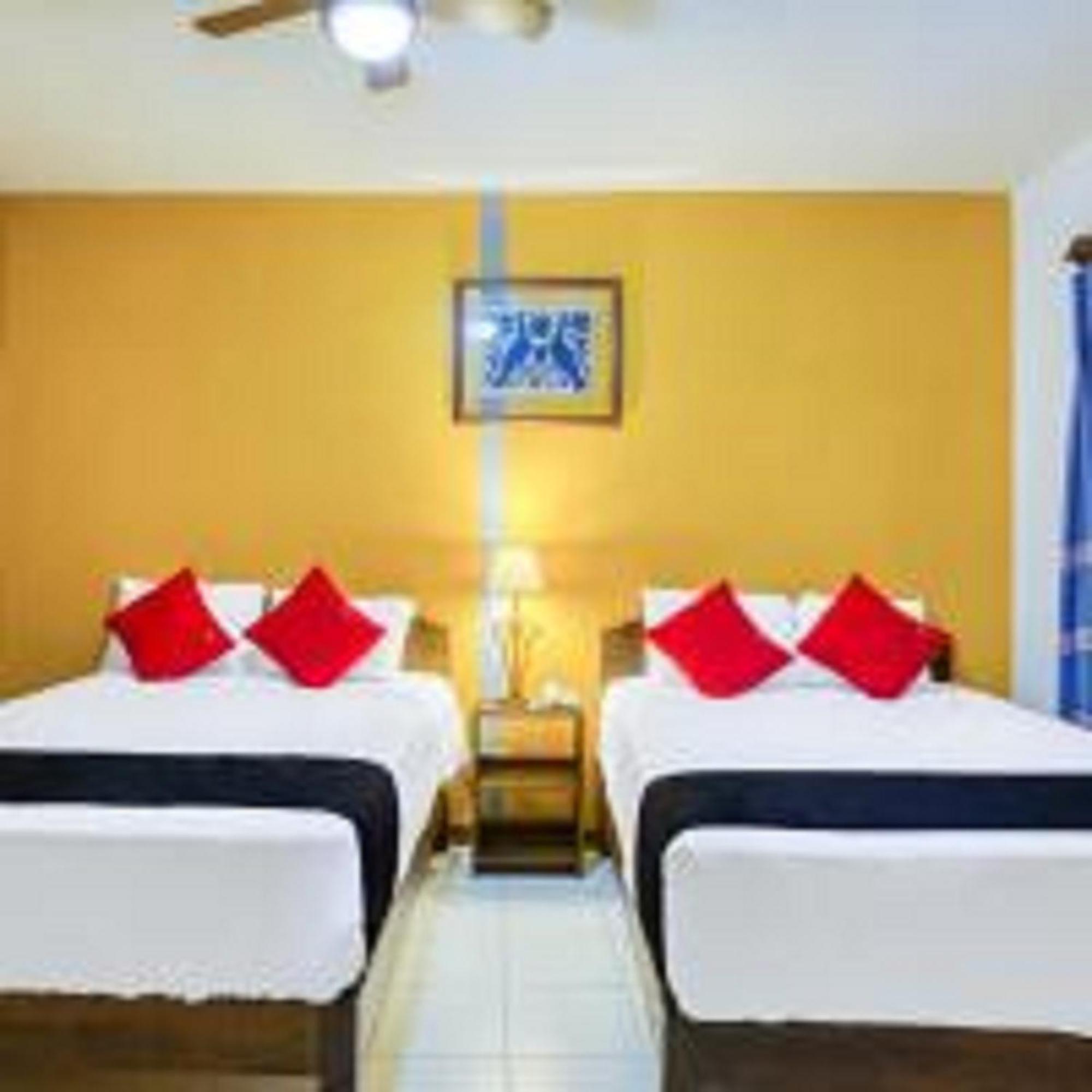 Capital O Parador Crespo Hotel, Oaxaca ภายนอก รูปภาพ