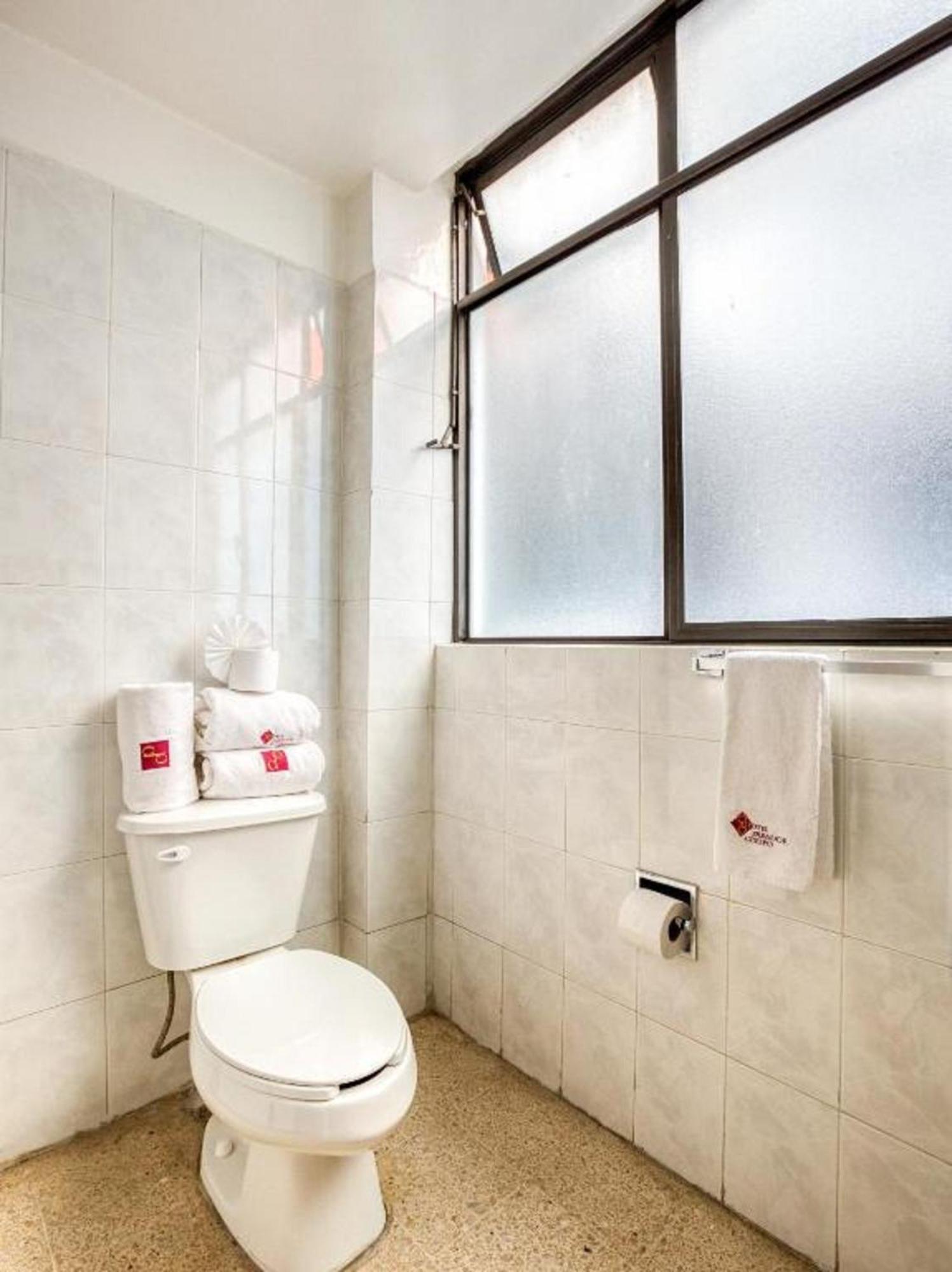 Capital O Parador Crespo Hotel, Oaxaca ภายนอก รูปภาพ