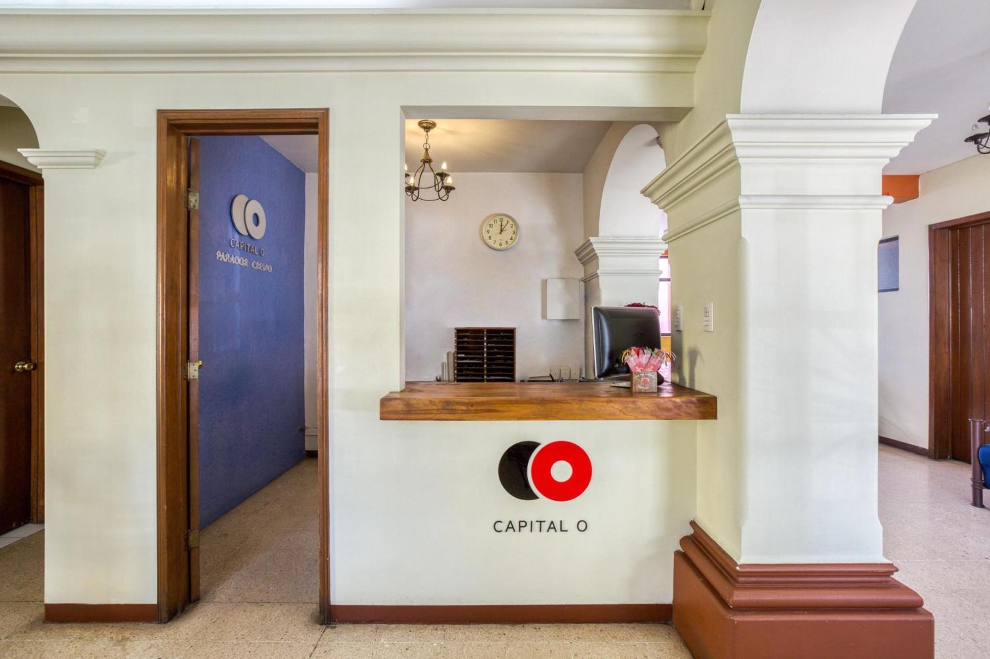 Capital O Parador Crespo Hotel, Oaxaca ภายนอก รูปภาพ