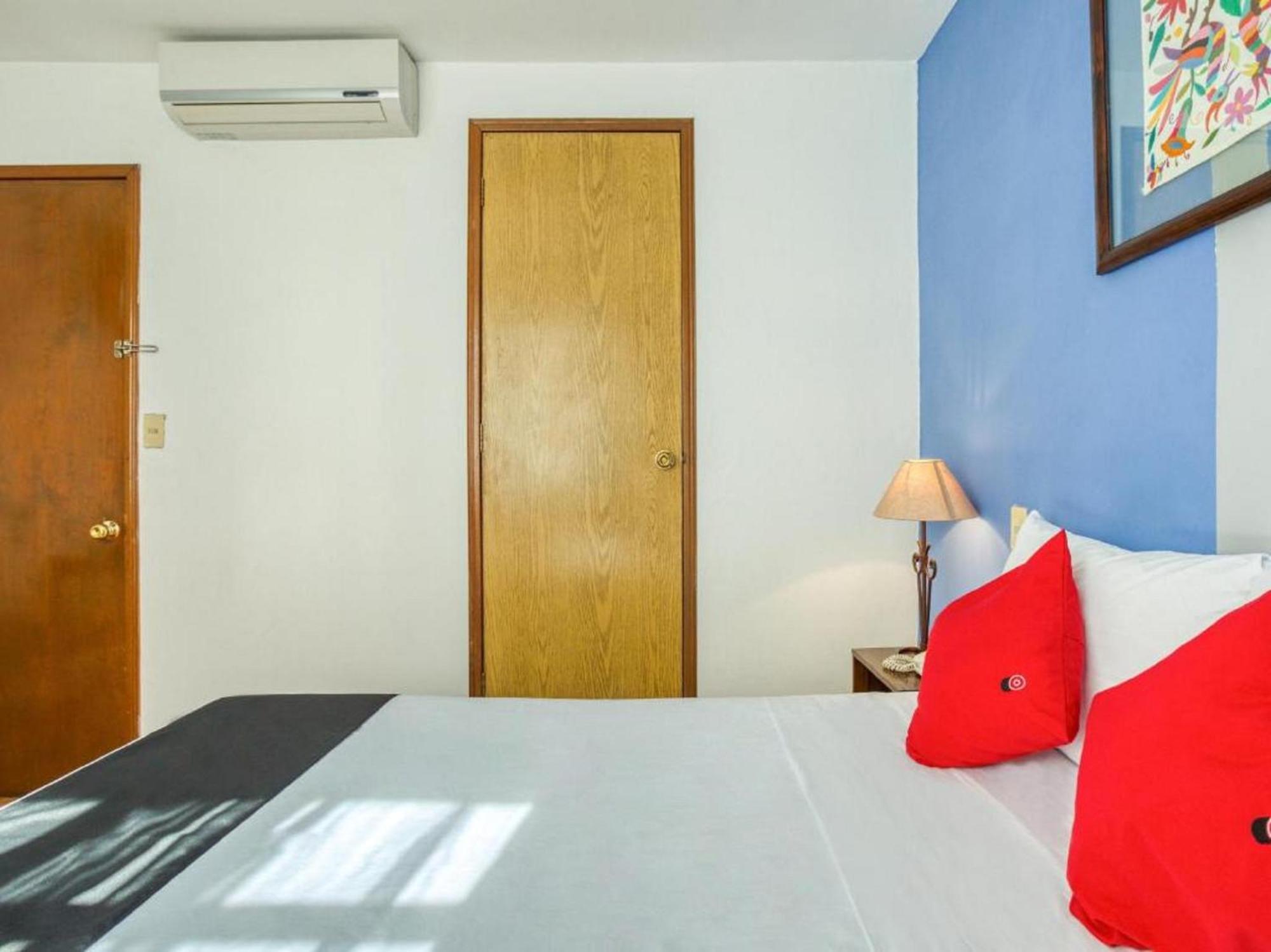 Capital O Parador Crespo Hotel, Oaxaca ภายนอก รูปภาพ